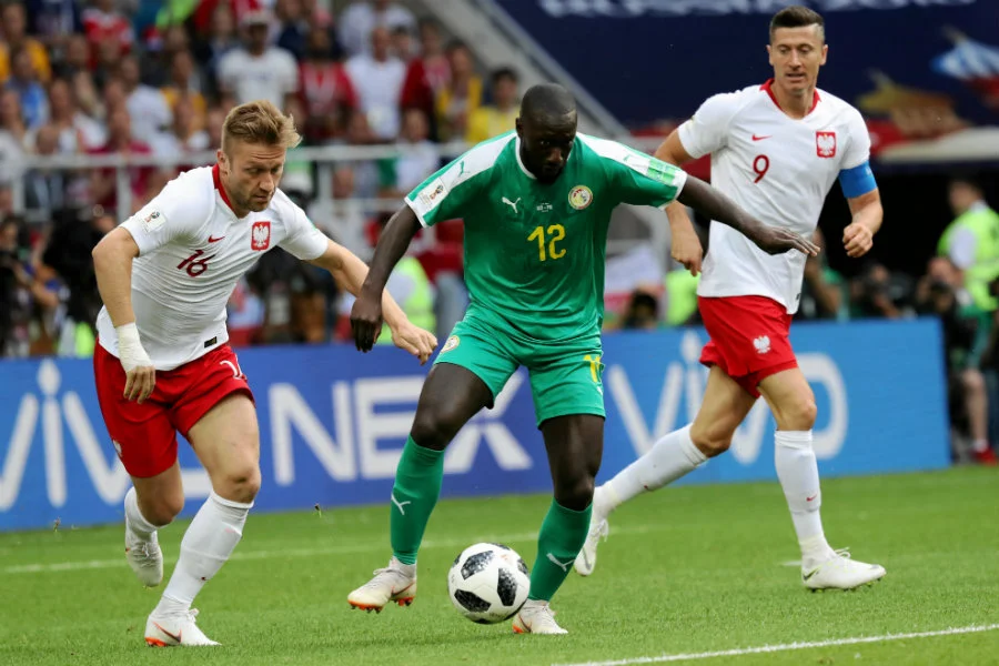Polska przegrała z Senegalem 1:2 po samobójczym trafieniu Thiago Cionka. Użytkownik Wykopu został okrzyknięty jasnowidzem, bo przewidział nie tylko wynik, ale i bramkę samobójczą Cionka.