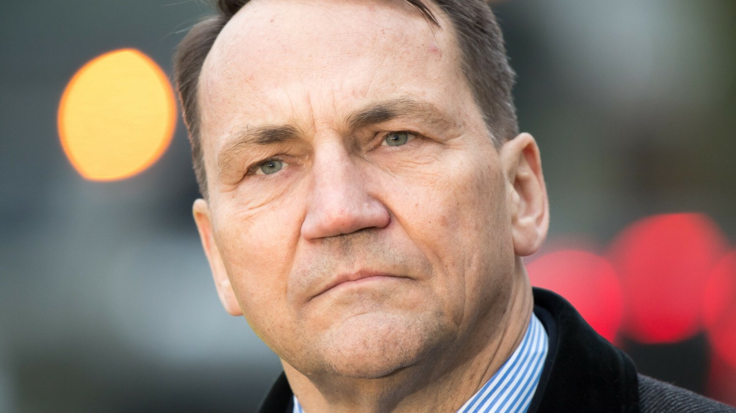 Skandal na antenie TVN24. Sikorski wychodzi bez słowa po pytaniu Olejnik.