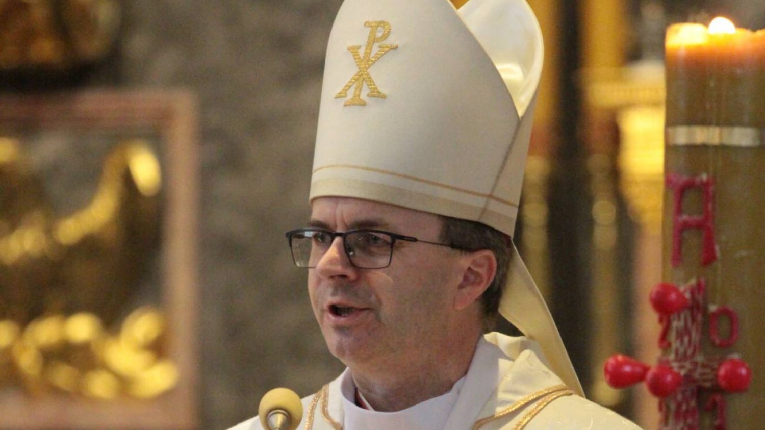 Biskup o niepracujących Polakach: chrześcijanin nie może żyć na koszt