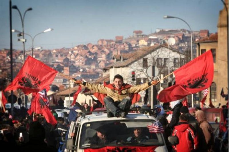 Albania w Unii Europejskiej. "Kraj mercedesów" otrzyma status oficjalnego kandydata do akcesji.