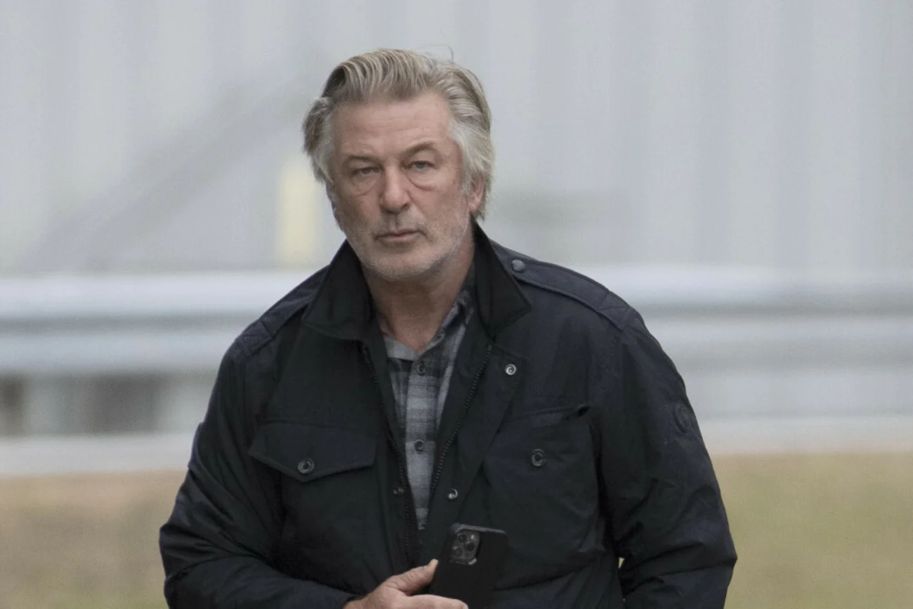 Alec Baldwin wraca na plan westernu "Rust".