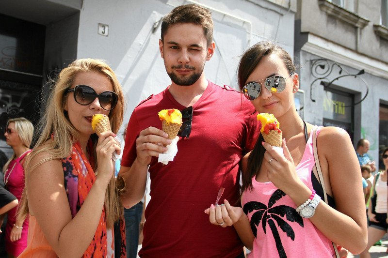 Latem trudno odmówić sobie odrobiny przyjemności w postaci lodów.