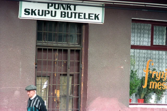 Dziś takich przybytków szukać ze świecą. A może ten biznes czeka jeszcze świetlana przyszłość?