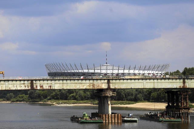 Most Łazienkowski spalił się w lutym tego roku, prace remontowe trwają od kilku miesięcy