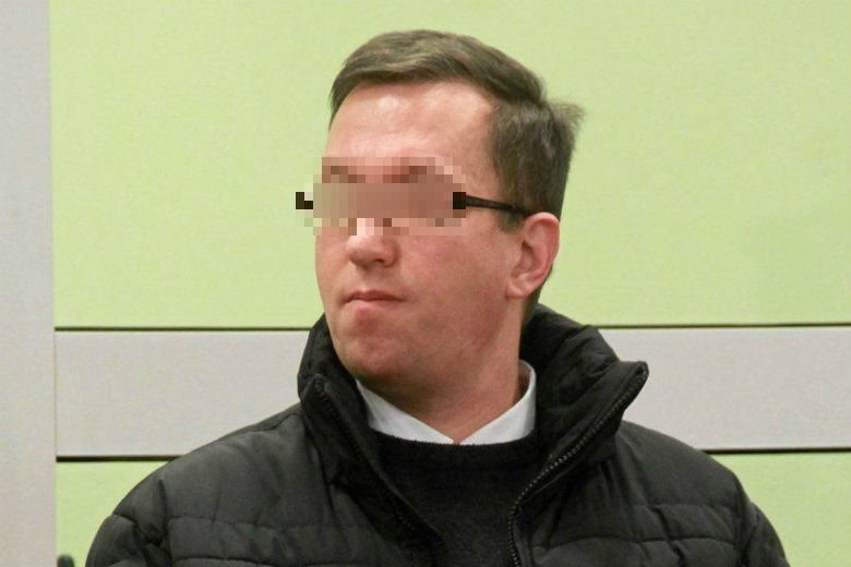 Dwie kurie biskupie muszą zapłacić 300 tys. zł ofierze księdza pedofila Pawła Kani.