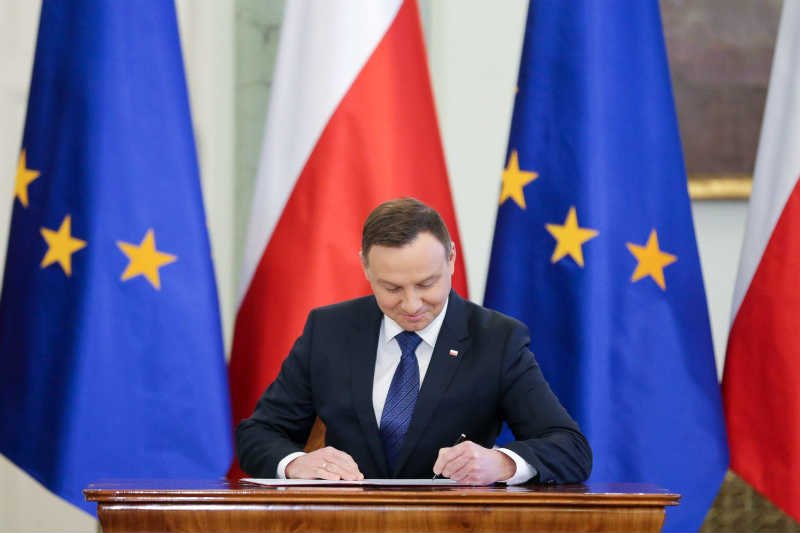 Andrzej Duda podpisał budżet na 2017 rok. (zdjęcie z 12.101.17)