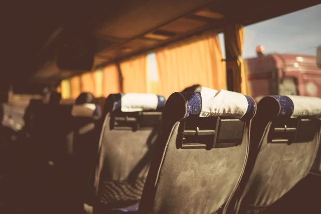 Pamiętasz takie autokary? To zapomnij. Dzisiejsze busy znacznie się od nich różnią