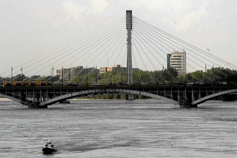 Motorówka zaoszczędzi nam stania w korkach?