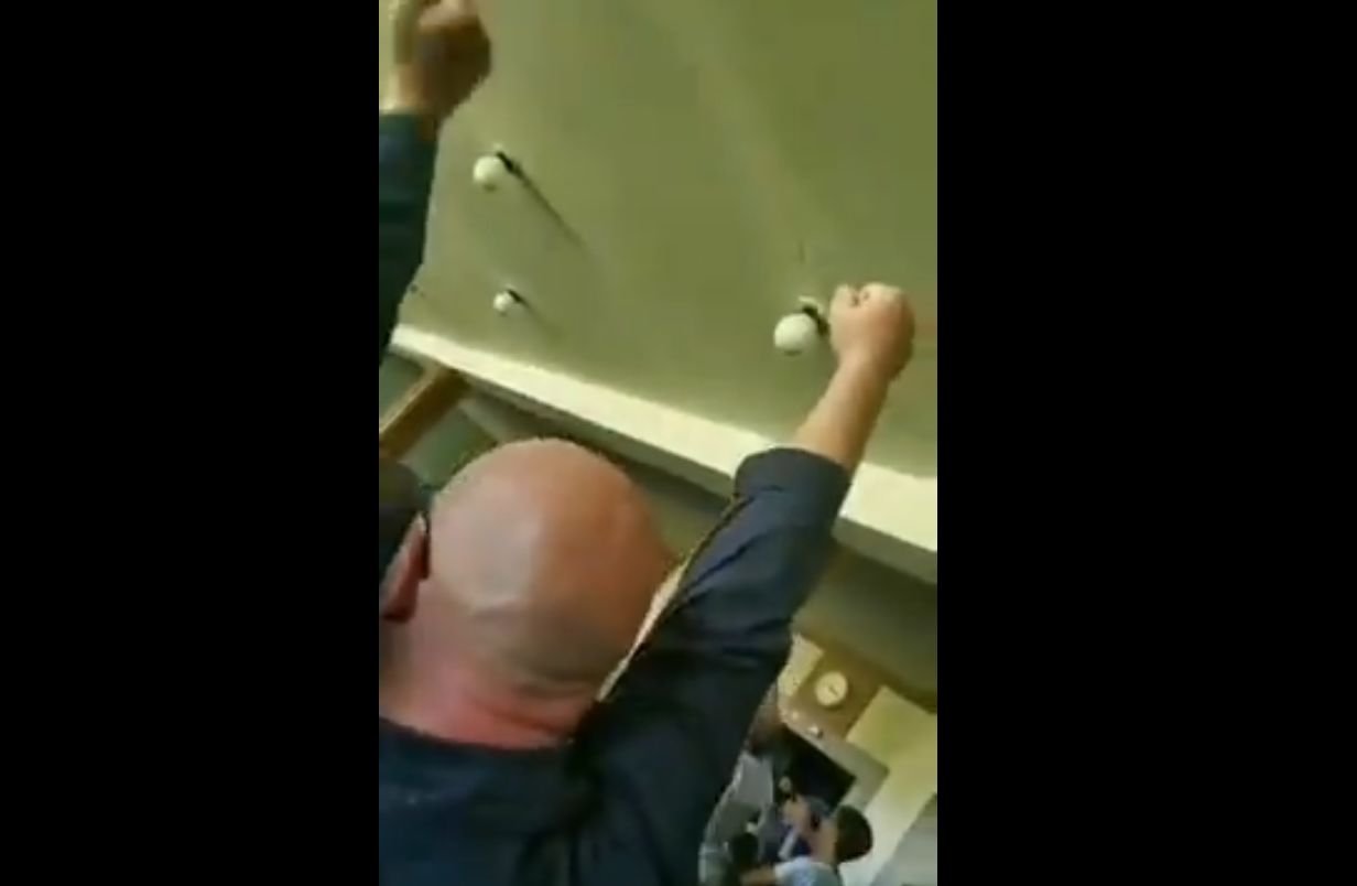 Andrzej Poczobut pokazał nagranie z fabryki w Grodnie