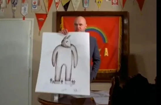 Kadr z filmu "Miś", reż. Stanisław Bareja.
