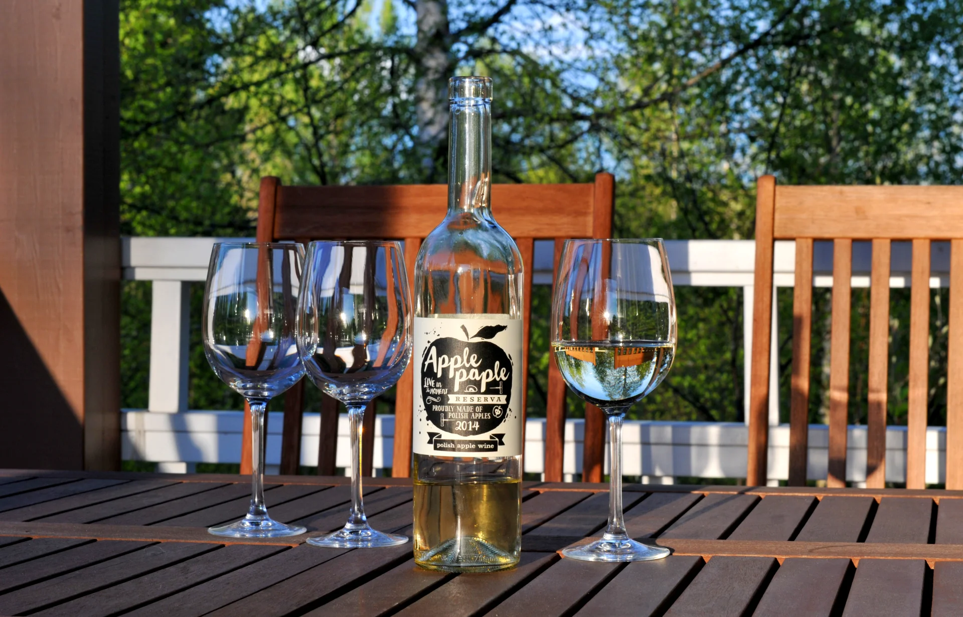 Wino Apple Paple to idealne rozwiązanie na upalne dni