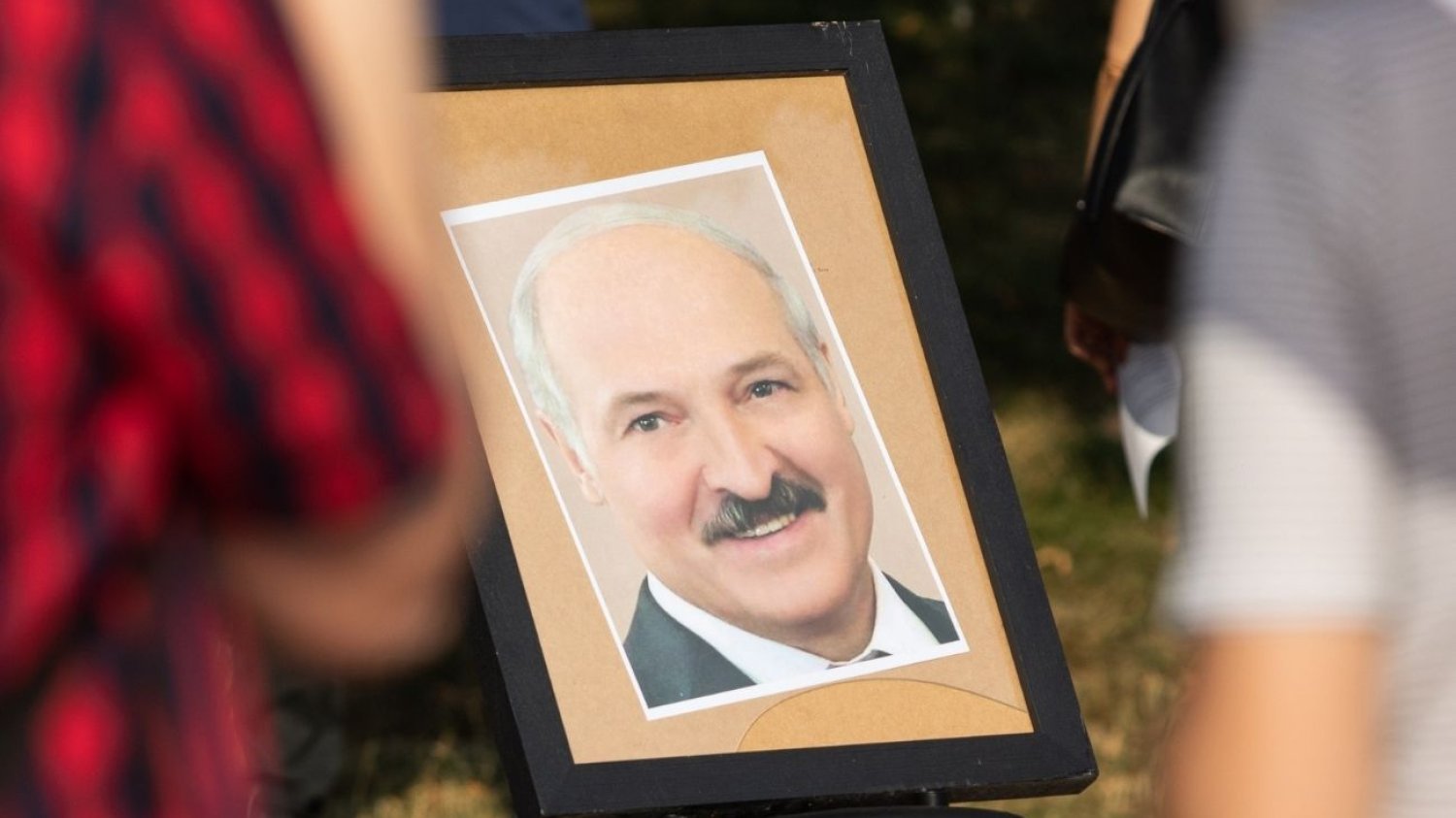 Dziwne ruchy ws. Białorusi. "Dzieje się coś o czym nie wiemy". Dziwne ruchy ws. Białorusi. Wiceminister: "Dzieje się coś o czym nie wiemy".