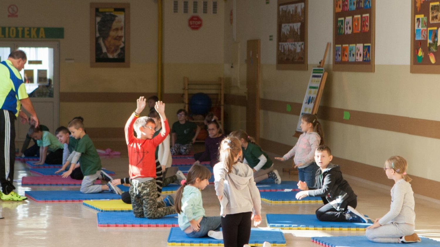 Lekarze rodzinni są oburzeni słowami ministra sportu o zwolnieniach z lekcji WF. Dlaczego?