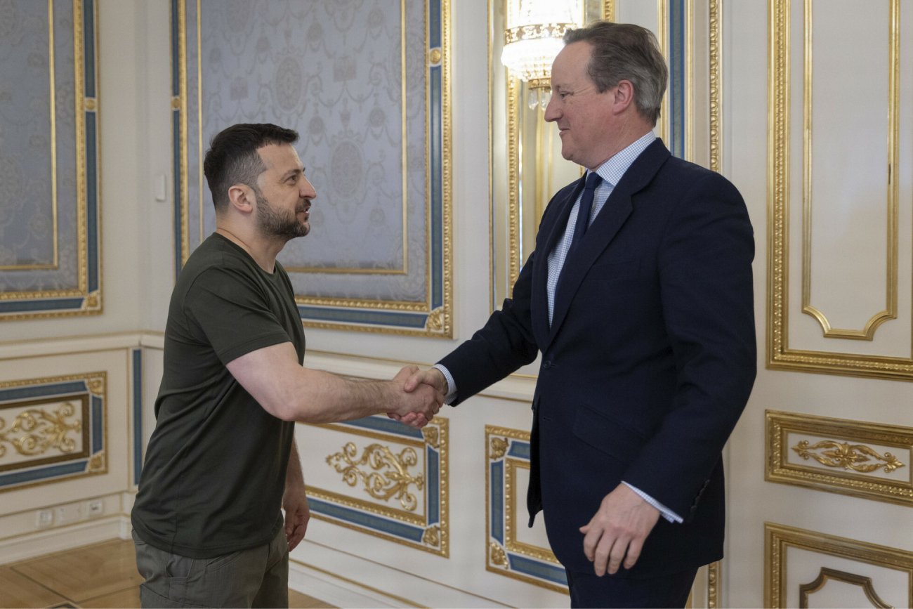 David Cameron obiecuje 3 mld funtów Ukrainie. I zgadza się na ataki w Rosji