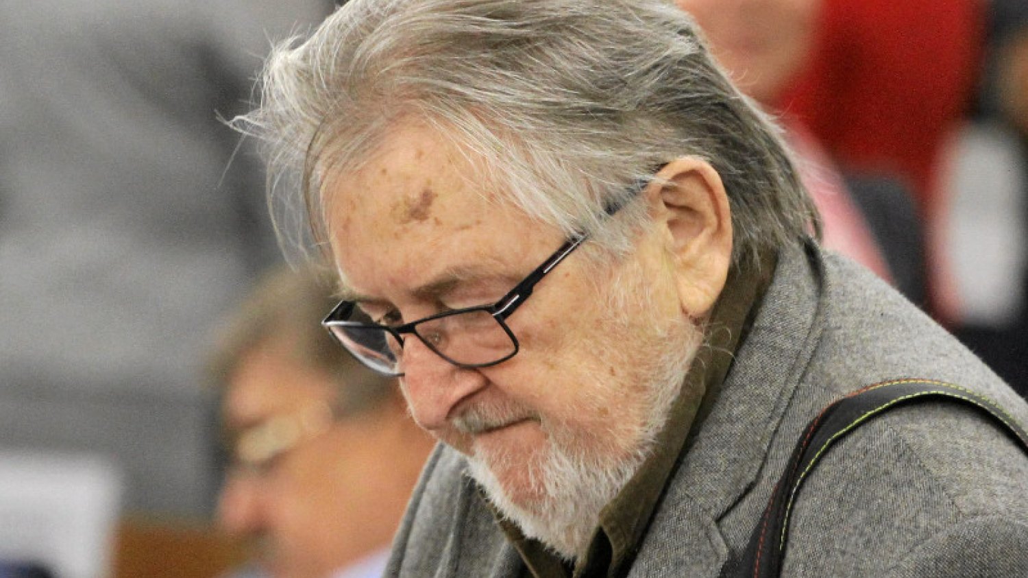 Kazimierz Kutz przestrzega przed przedwczesnym skreślaniem PO