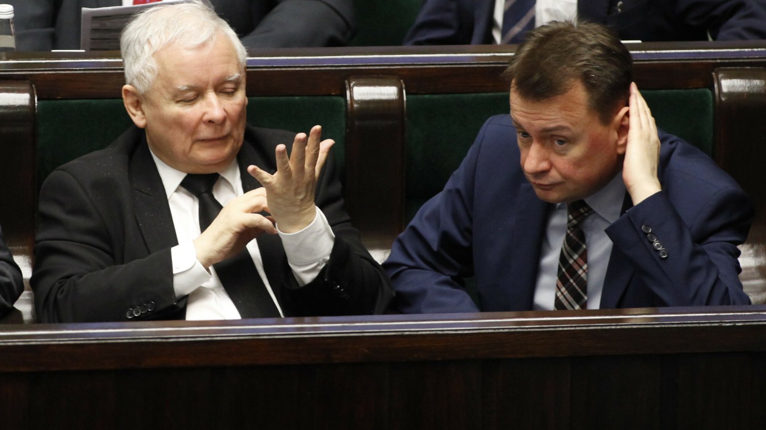 PiS szykuje zmiany w Polskim Ładzie, a być może także waloryzację 500+. Tak chce wyfgrać wybory parlamentarne.