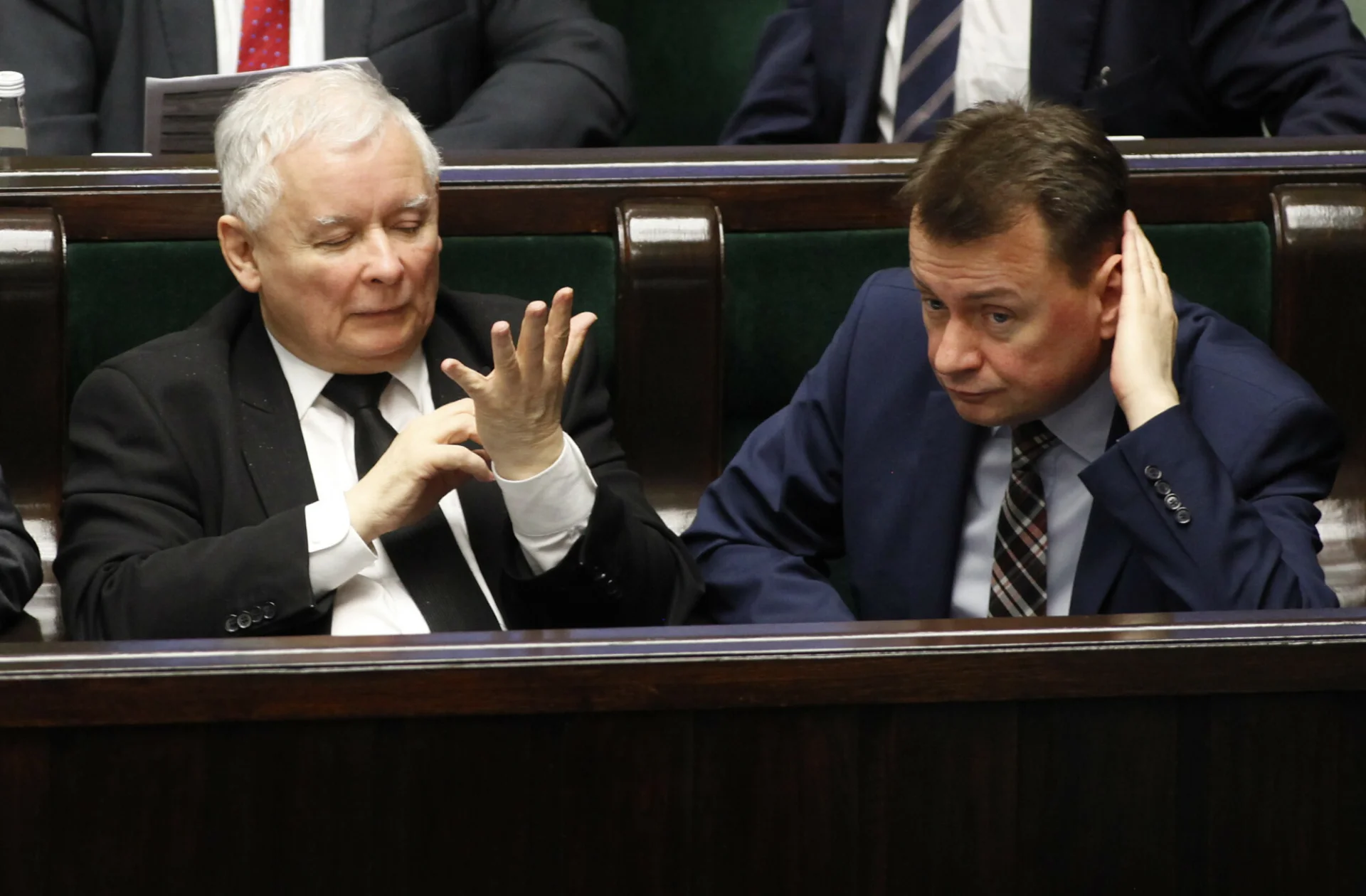 PiS szykuje zmiany w Polskim Ładzie, a być może także waloryzację 500+. Tak chce wyfgrać wybory parlamentarne.