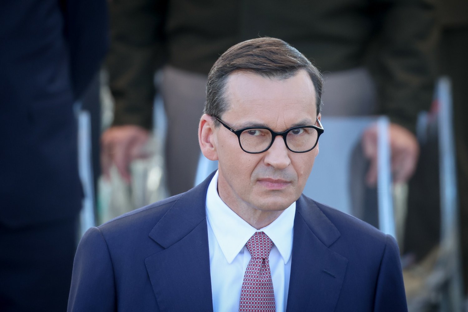 Morawiecki odpowiada na ustalenia Jońskiego i Szczerby ws. gruntów lotniska Chopina.