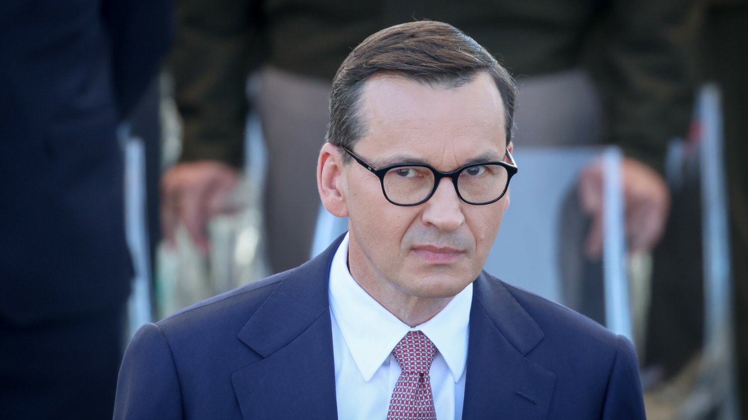 Morawiecki odpowiada na ustalenia Jońskiego i Szczerby ws. gruntów lotniska Chopina.