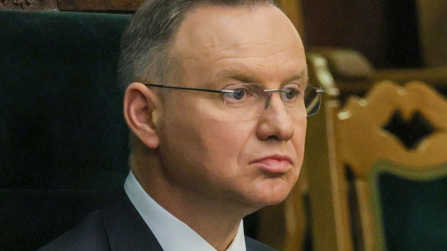 Sondaż zaufania dla polityków. Duda traci, niespodzianka na podium.