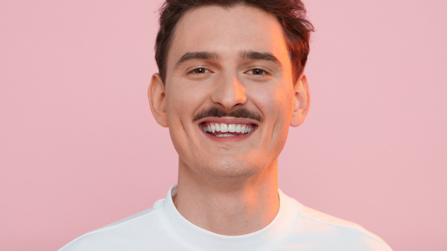 Dawid Podsiadło już w piątek zaprezentuje swój trzeci solowy album - "Małomiasteczkowy".