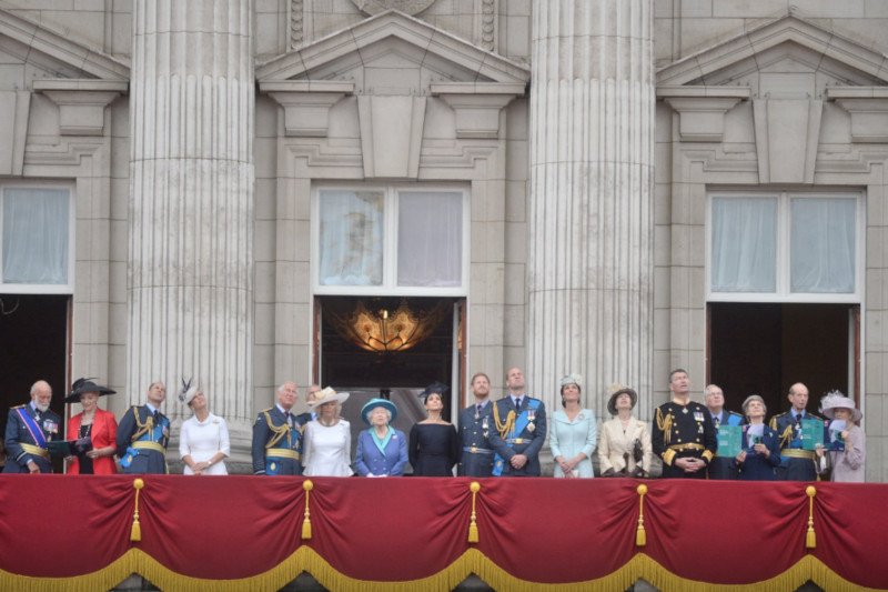 Australijski magazyn podał informację o rzekomym rozwodzie księcia Karola i księżnej Camilli.