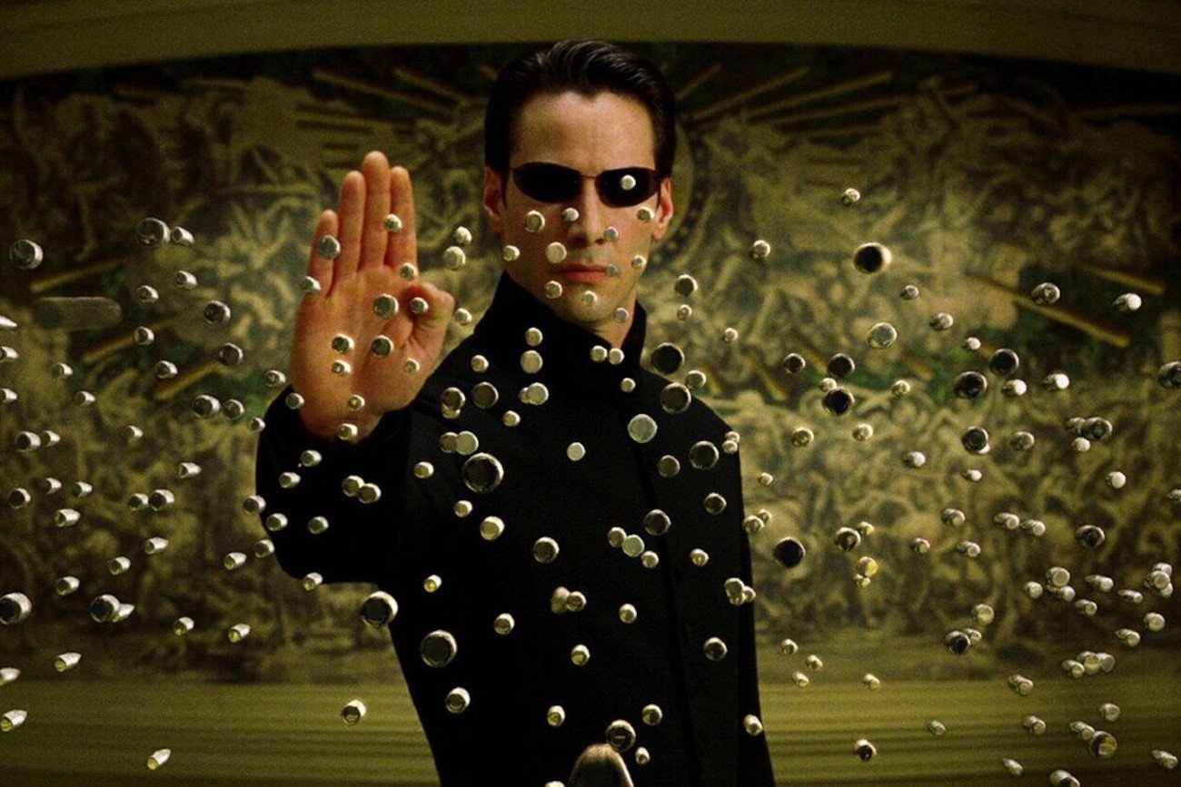 Matrix 4 z oficjalnym tytułem. Co przedstawia zwiastun filmu?
