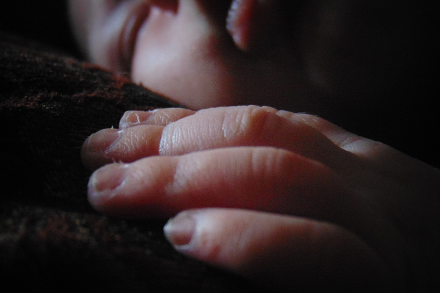 11-latka z Paragwaju urodziła dziecko, bo tak chciał sąd