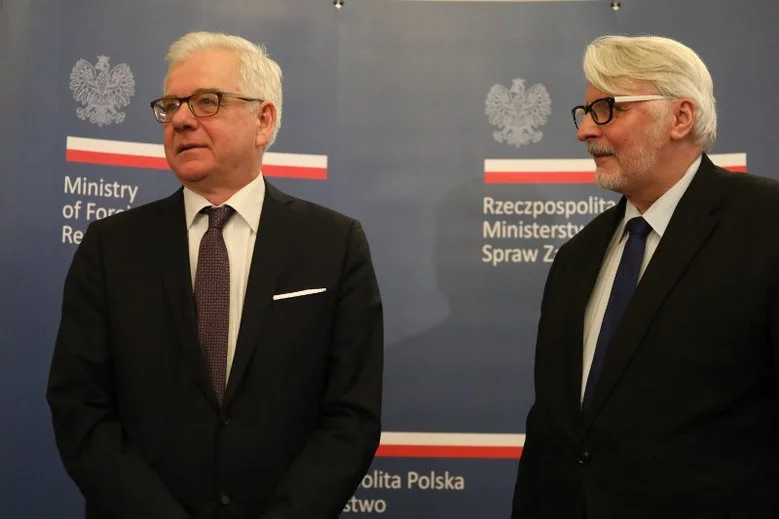 Wirtuozi polskiej dyplomacji, minister Jacek Czaputowicz i były szef MSZ Witold Waszczykowski.