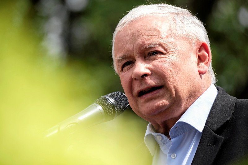 Jarosław Kaczyński korespondował z Emi – twierdzi "Gazeta Wyborcza". Co o aferze hejterskiej myślą w bastionach PiS?