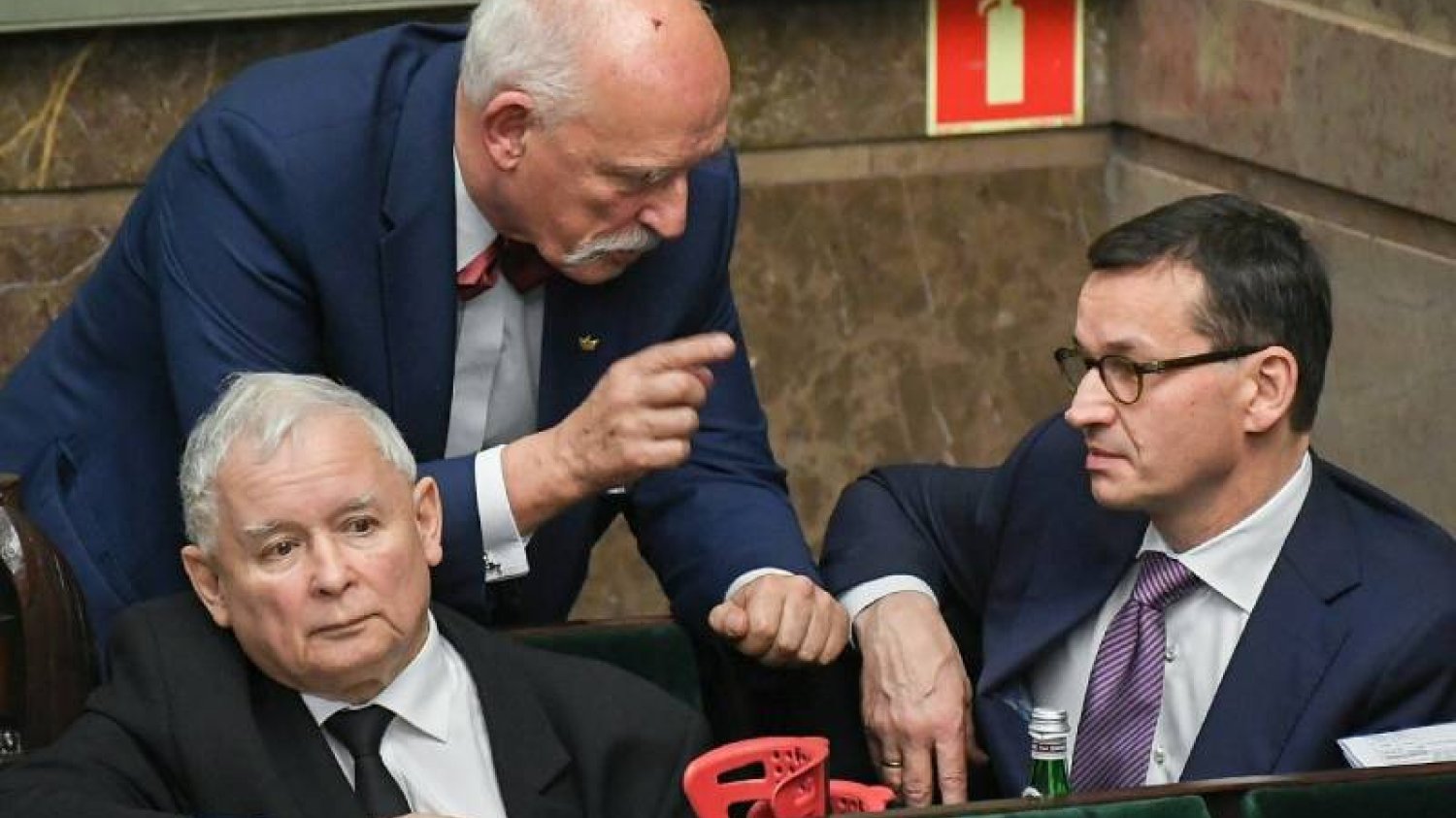 PiS-owi nic nie da nawet koalicja z konfederacją