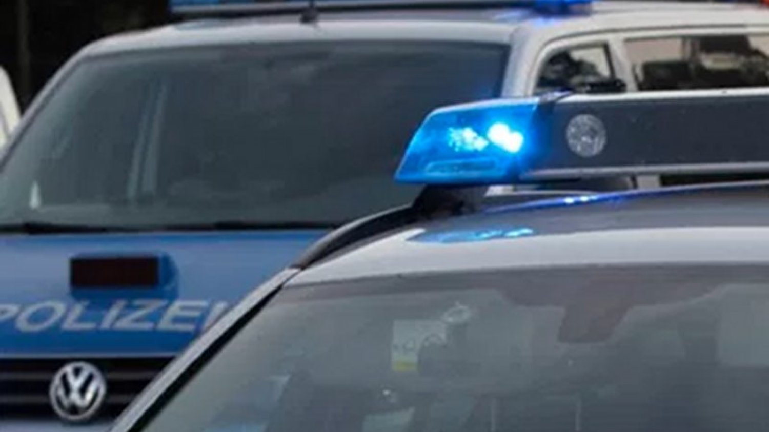 Dramat w polskiej rodzinie. Policjanci w mieszkaniu znaleźli ciała, dwójki dzieci i ich ojca.