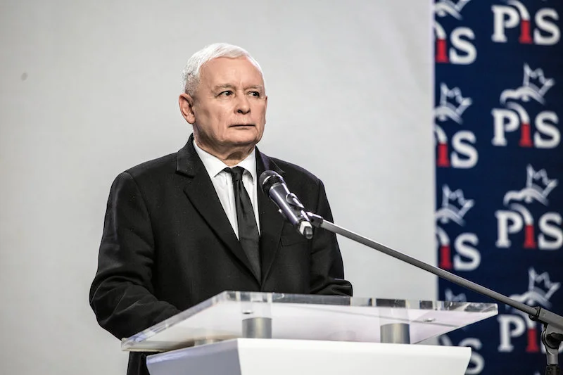 PiS wycofuje się z pomysłów Jarosława Kaczyńskiego ws. zmian w kodeksie wyborczym.