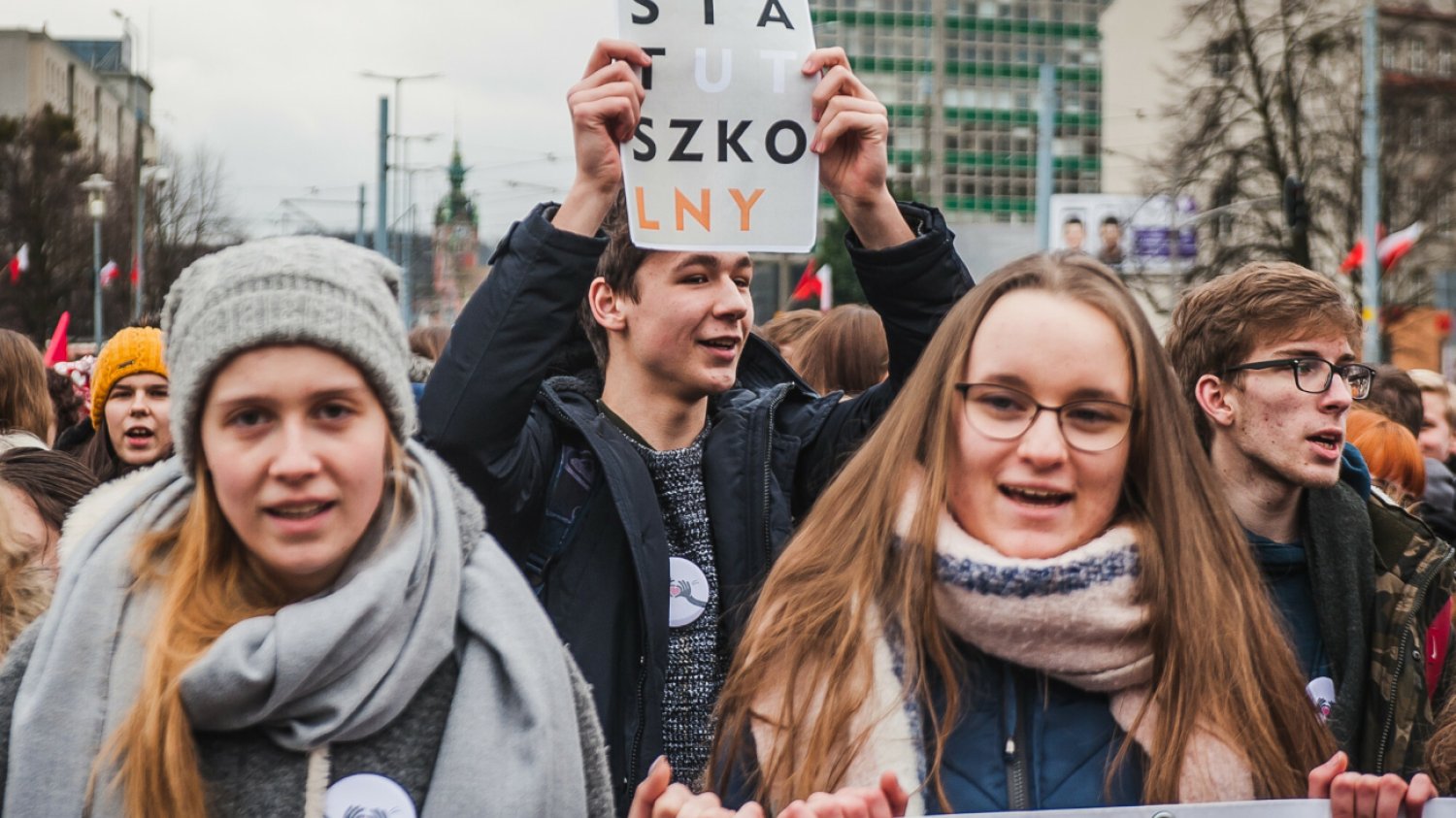 Młodzieżowe Słowo Roku 2021. Finałowa dwudziestka.
