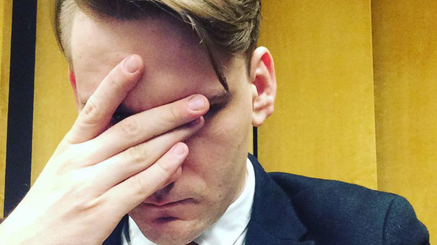 Publicysta Jakub Dymek miał otrzymać maila, w którym szantażowano go, że może zostać polską twarzą akcji #metoo.
