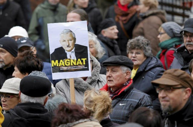 Polacy mają dość - mówią wyniki sondażu