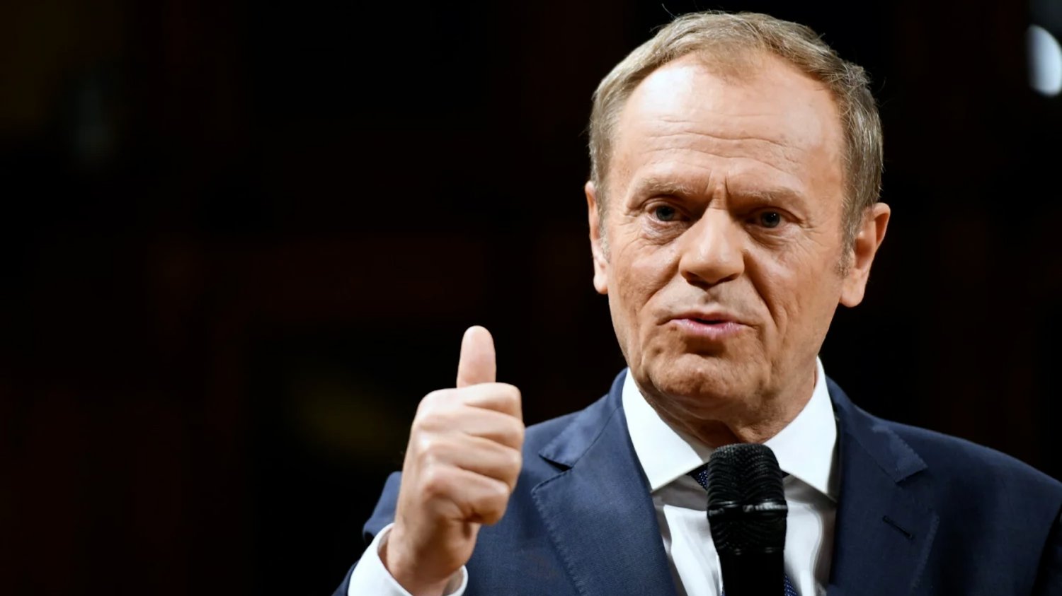 Donald Tusk zaapelował do Szymona Hołowni