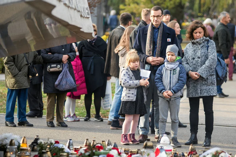 Premier Mateusz Morawiecki nie unika pokazywania się ze swoimi najbliższymi przy ważnych okazjach