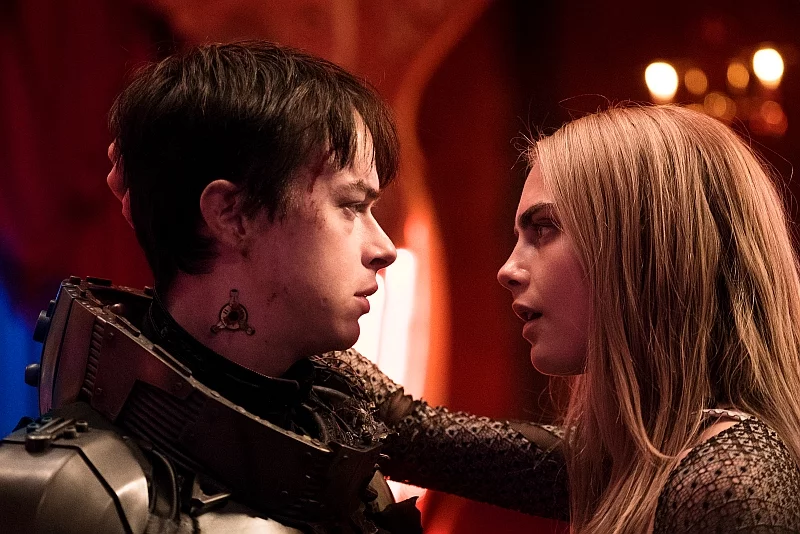 Główni bohaterowie: major Valerian (Dane DeHaan) i sierżant Laureline (Cara Delevingne)
