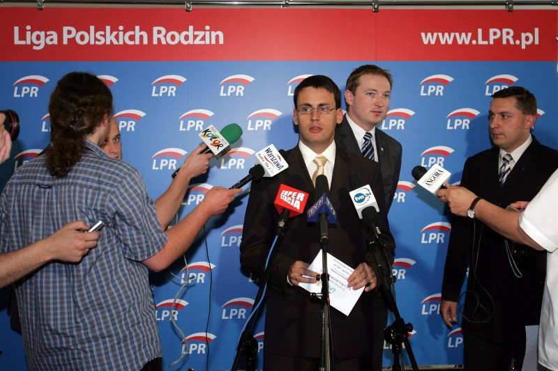 Szymon Pawłowski, Przemysław Andrejuk oraz obecny szef LPR Witold Bałażak na konferencji w Sejmie w 2007 r.
