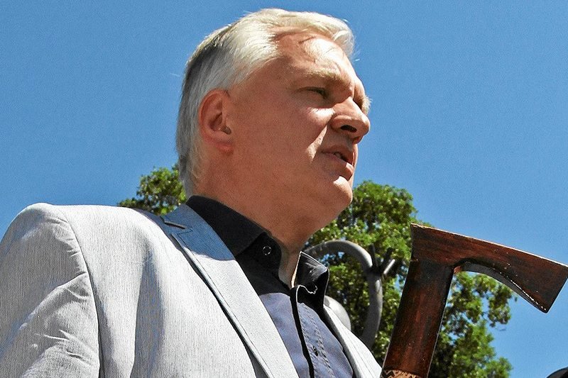 Jarosław Gowin ma zapłacić 1000 zł kary
