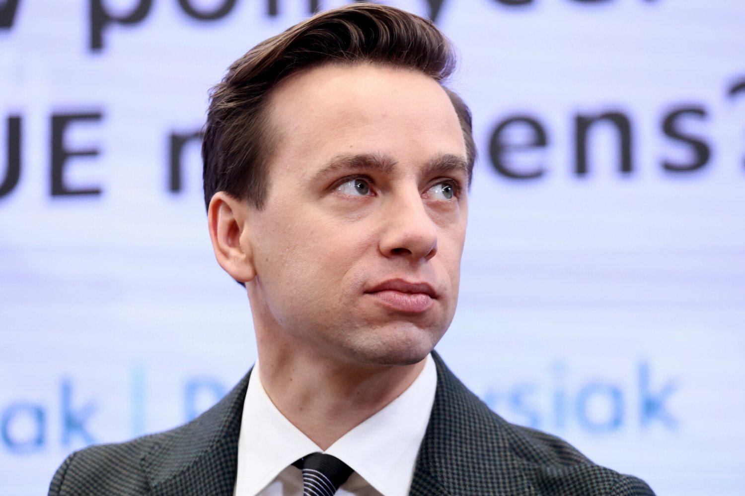 Poseł Konfederacji Krzysztof Bosak krytykuje wpis MSZ, gdzie widać flagę UPA.