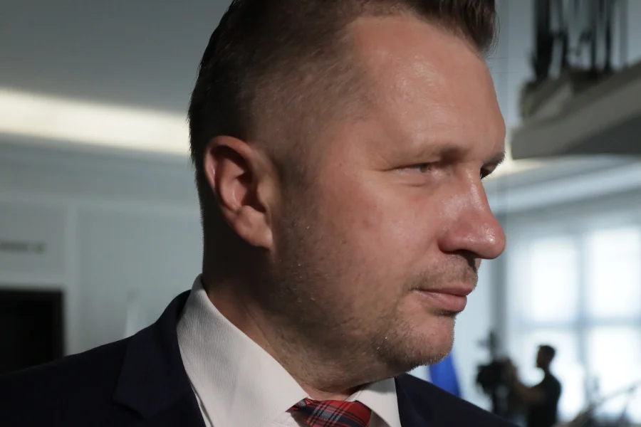 Przemysław Czarnek zaapelował o spokój ws. protestów dotyczących skandalicznego wyroku TK ws. zakazu aborcji ze względu na ciężkie wady płodu.