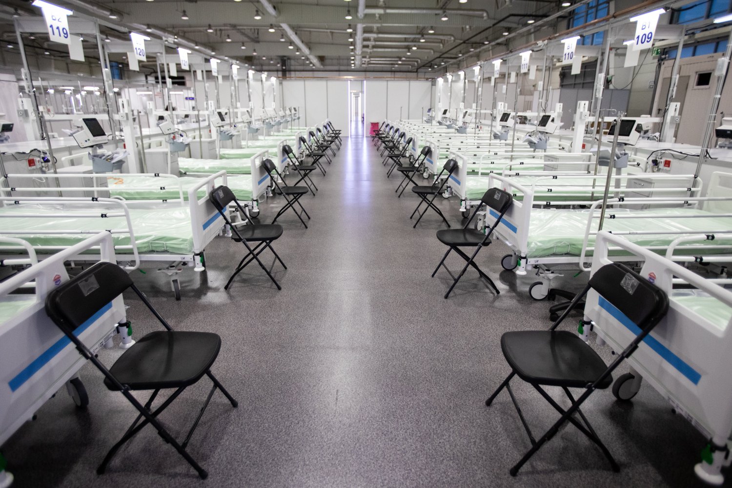 Rząd podał pełen wykaz szpitali, w których odbędą się pierwsze w Polsce szczepienia na covid-19.