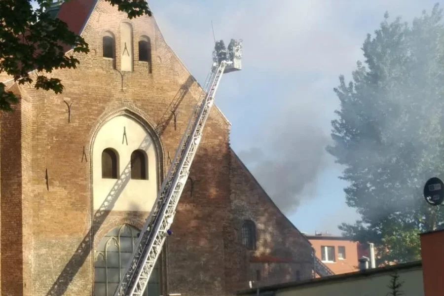 W Gdańsku doszło do pożaru Kościoła pod wezwaniem Piotra i Pawła.