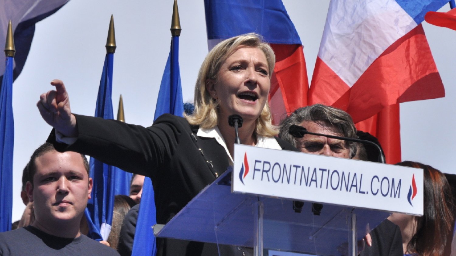 Marine Le Pen wciąż ma duże szanse na zwycięstwo.