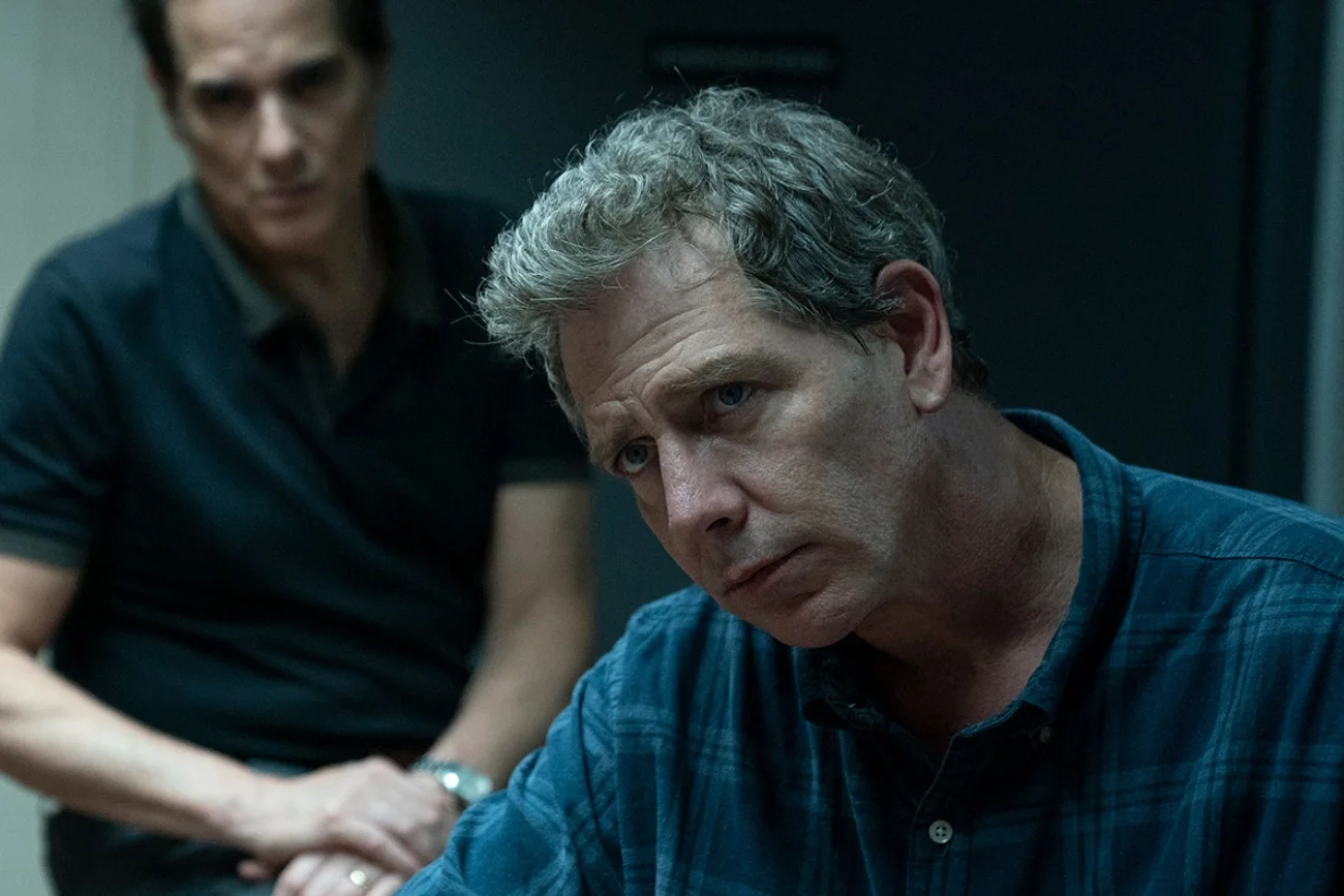 Ben Mendelsohn w serialu "Outsider"