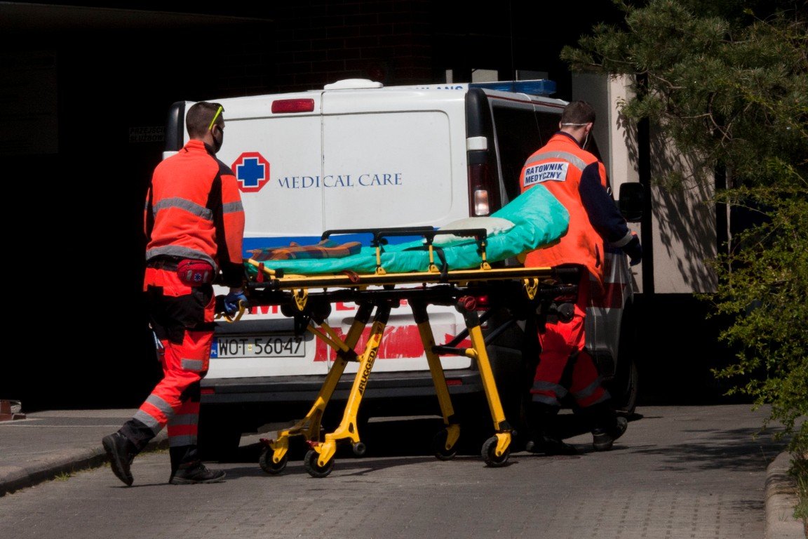 O 142 nowych przypadkach zakażenia koronawirusem poinformowało w tweecie o godz. 17.30 Ministerstwo Zdrowia. Łącznie 3 czerwca zdiagnozowano 292 zakażenia koronawirusem oraz 23 nowe ofiary śmiertelne.