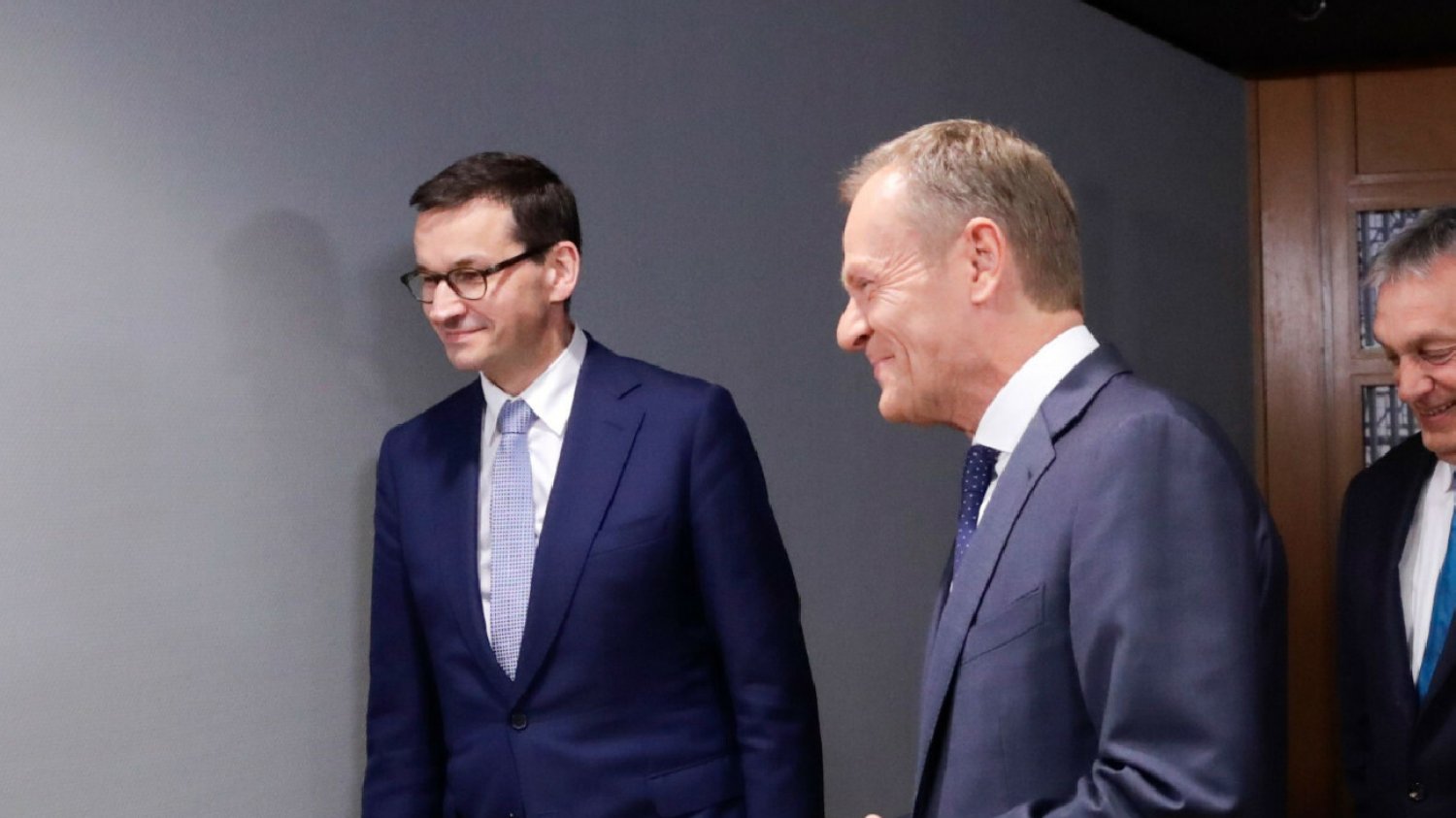 Sondaż. Mateusz Morawiecki vs. Donald Tusk. Polacy zabrali głos.