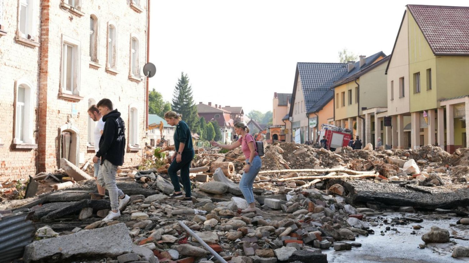 Stronie Śląskie liczą straty po powodzi. Wiele osób nie ma do czego wracać